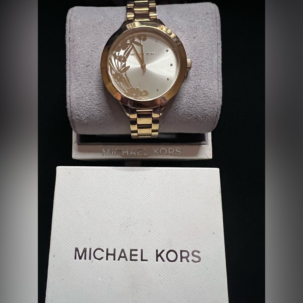 A beautiful timeless Women’s watch.